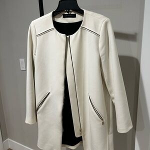 Zara Cream and Black Blazer Modern Minimalist Design